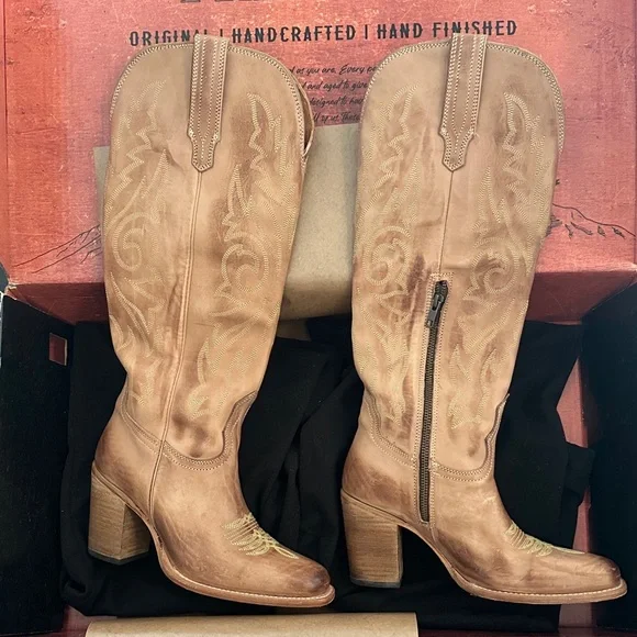 Freebird Panama Beige Western Cowgirl Boots - Picture 4 of 11